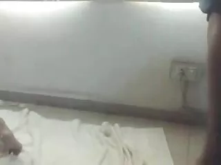 जींस फुल हिंदी एचडी सेक्सी और शॉर्ट्स में गलफुला चूतड़ - सार्वजनिक लता
