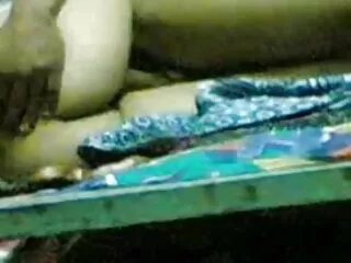 गोल-मटोल हिंदी सेक्सी फिल्म फुल एचडी बालों वाली श्यामला रसोई घर में