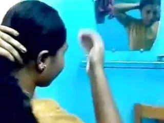 लूट का सेक्सी मूवी फुल एचडी काला किशोर